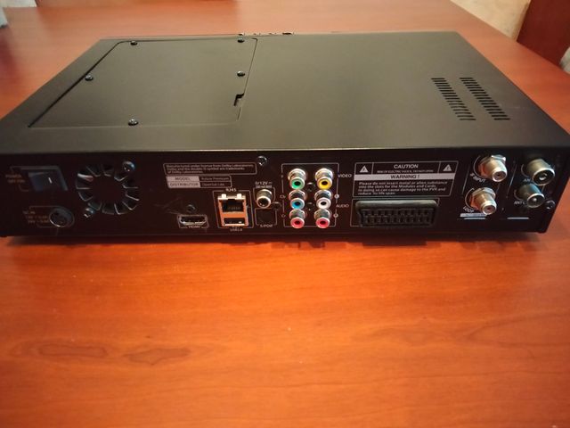 Receptor TDT + Satelite AZBox Premium HD