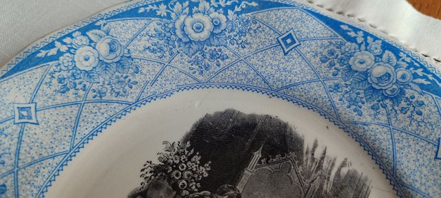 Plato de cerámica Villeroy & Boch, pareja.