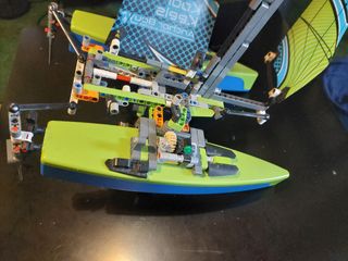 Lego technic catamarano 2020
