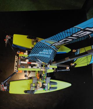 Lego technic catamarano 2020