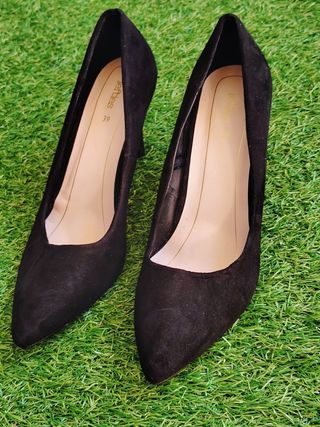 Zapatos negros tacón alto