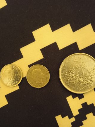 Billetes y monedas antiguas