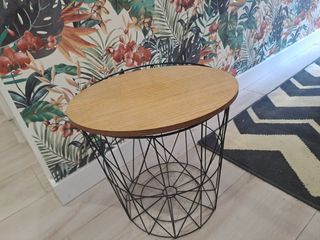 Mesa,taburete o almacenador 