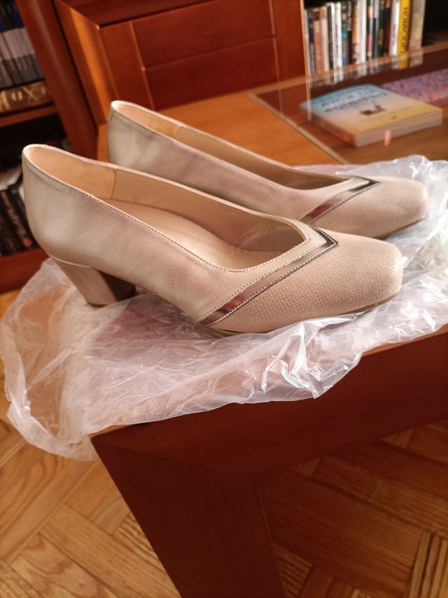 Zapatos nuevos piel 38