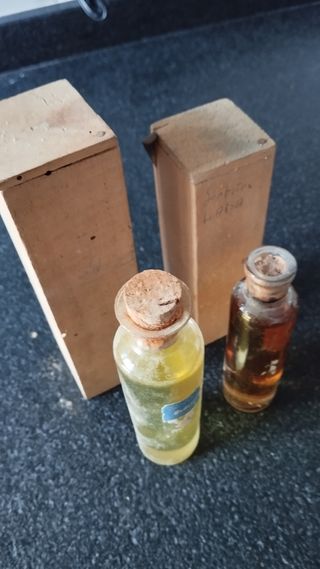 Botellitas antiguas de farmacia