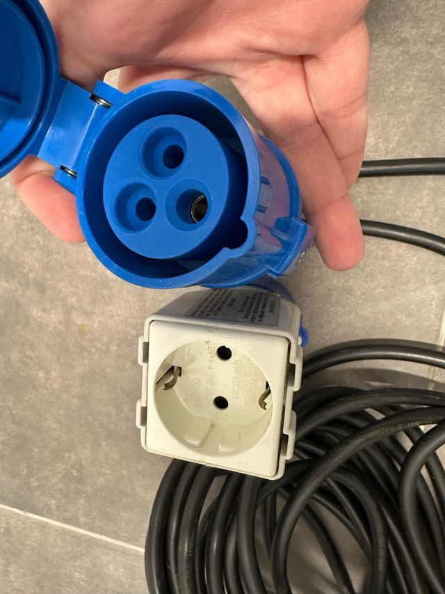 Cable alargador 15m exterior CEE más adaptador