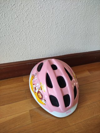 Casco infantil niña.