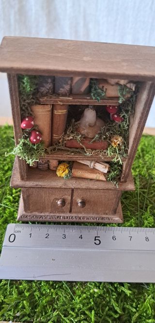 Librería mágica miniatura artesanal