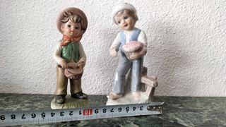 Lote dos figuras de porcelana