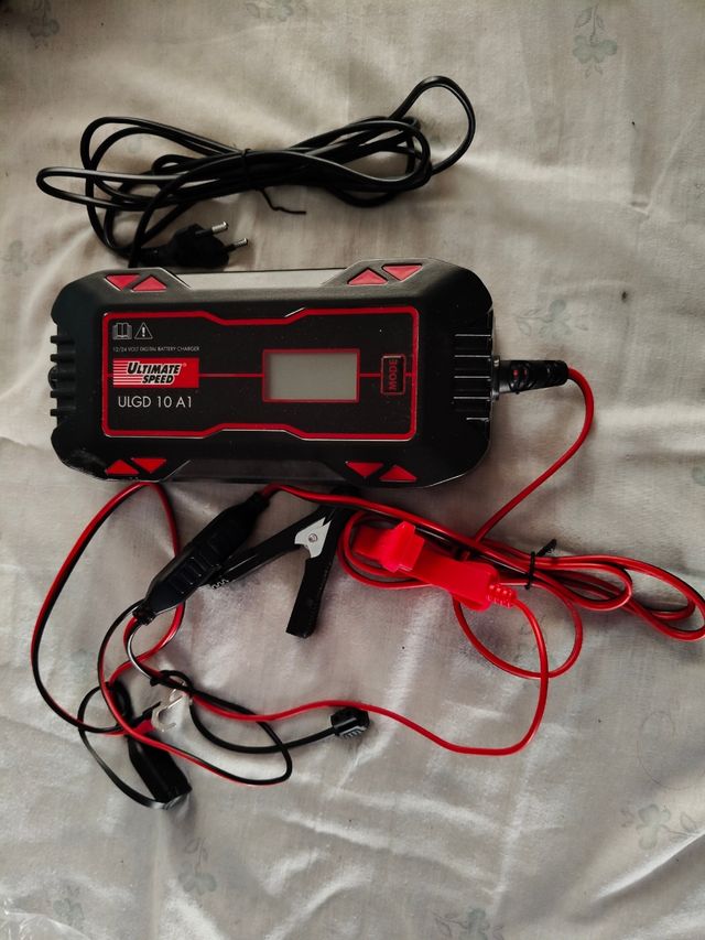 Cargador baterías auto y camión