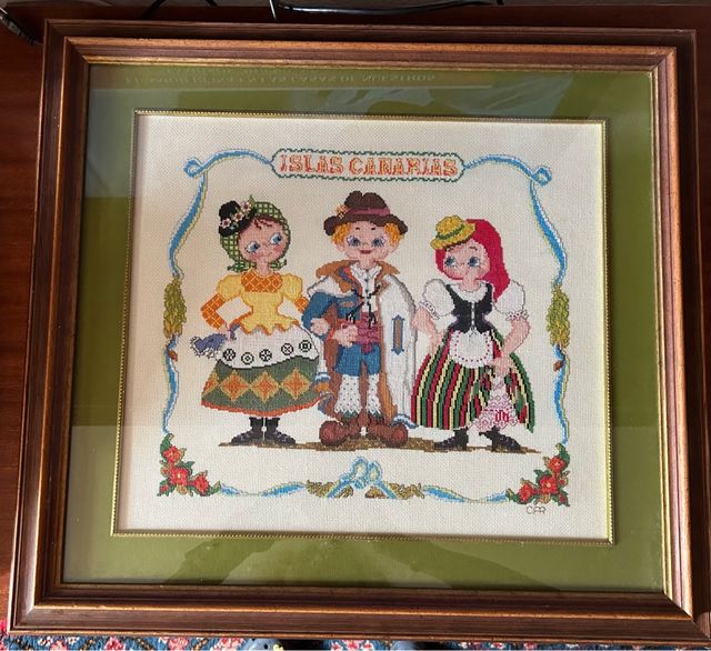 Cuadro de punto de cruz canario