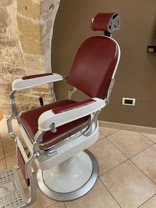 Sedia barbiere vintage