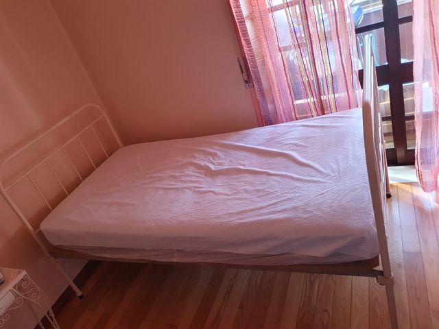 Cama de ferro antiga / vintage