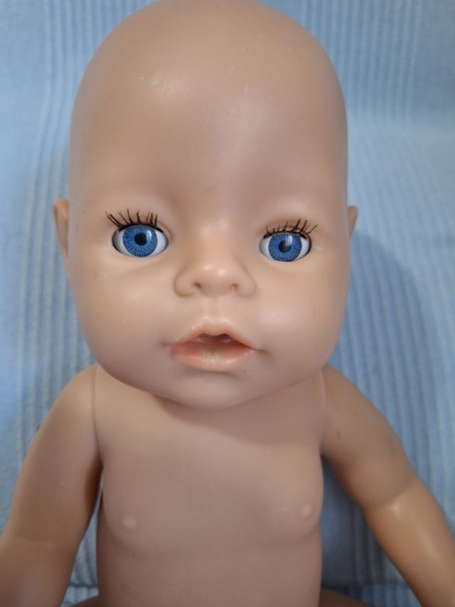 Muñeca baby born princesa