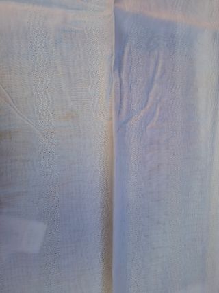 Se vende retal organdi color crudo