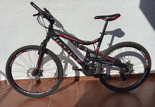 Bicicleta Moma Equinox 26,2