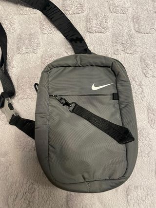Riñonera Nike 