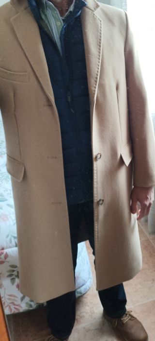 Abrigo largo caballero color caqui