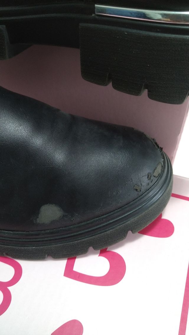 Stivaletti da bimba size 32.