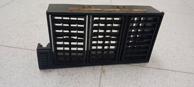 Griglie di ventilazione Renault 21.