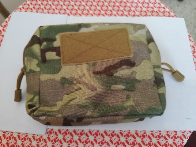 POUCH CAMO MOLLE...
