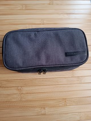Neceser y organizador de cables de viaje