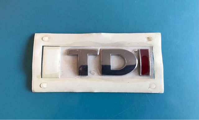 Emblema / Anagrama / Insignia TDI nuevo y original