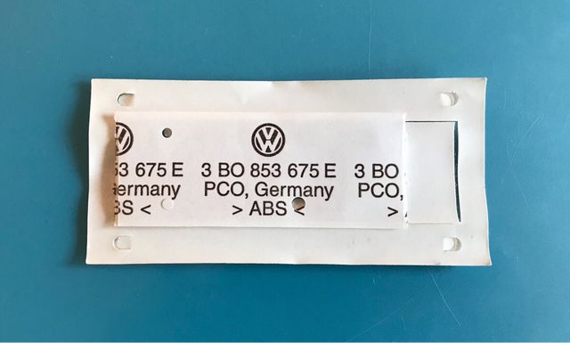 Emblema / Anagrama / Insignia TDI nuevo y original