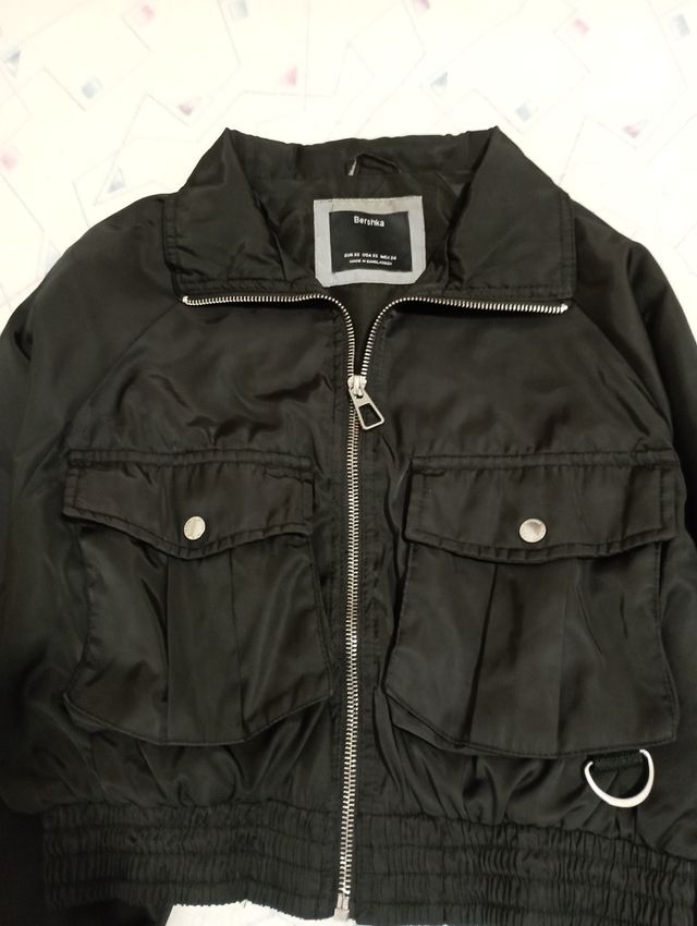 Chaqueta torera negra Bershka