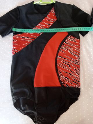 Traje patinaje niño. Talla 10