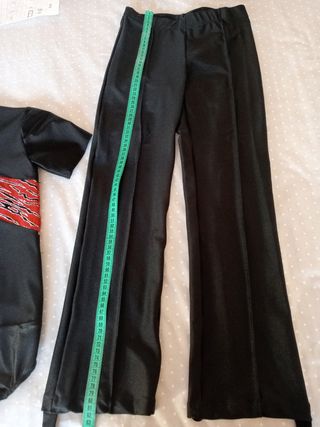 Traje patinaje niño. Talla 10