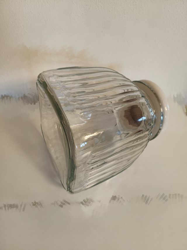 Vaso in vetro con coperchio ermetico 