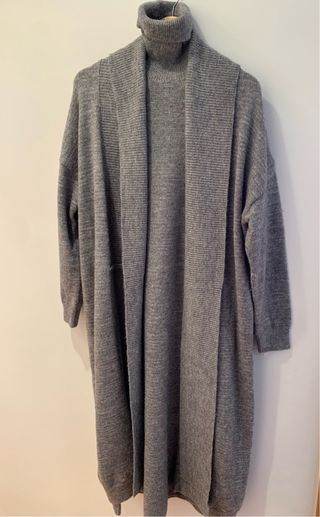 Conjunto de vestido y chaquetaabrigo de punto