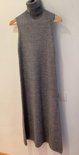 Conjunto de vestido y chaquetaabrigo de punto