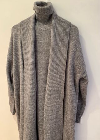 Conjunto de vestido y chaquetaabrigo de punto