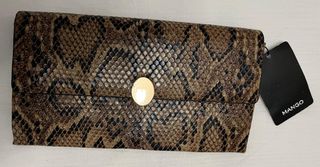 Bolso pequeño tipo piel serpiente Mango 