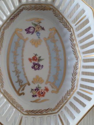 portafrutta traforata in porcellana Saxe