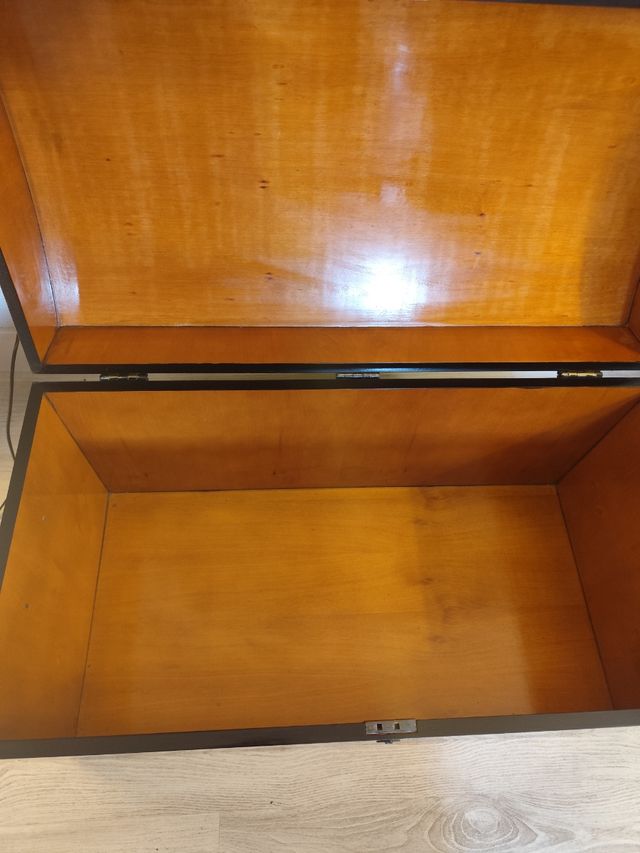 Arcón madera. Gran capacidad