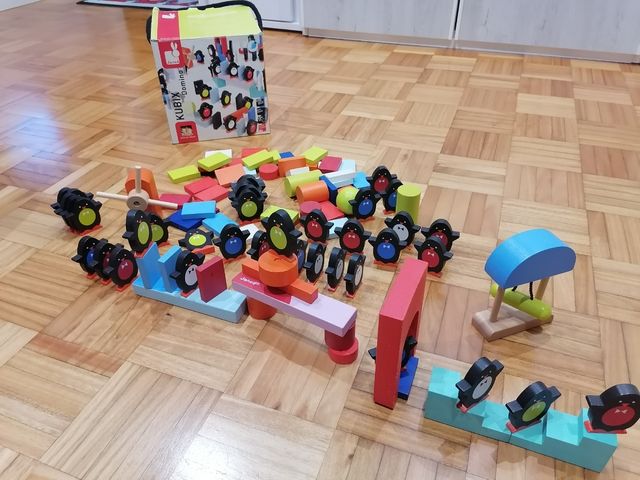 Dominó pingüinos KUBIX de Janod