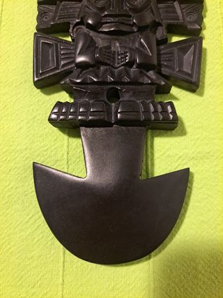 ARTESANÍA INDÍGENA - TUMI - FIGURA CEREMONIAL PERÚ