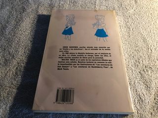 LAS DOS CARLOTAS - ERICH KAESTNER. VOL.5, 1989.
