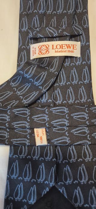 Corbata Loewe 