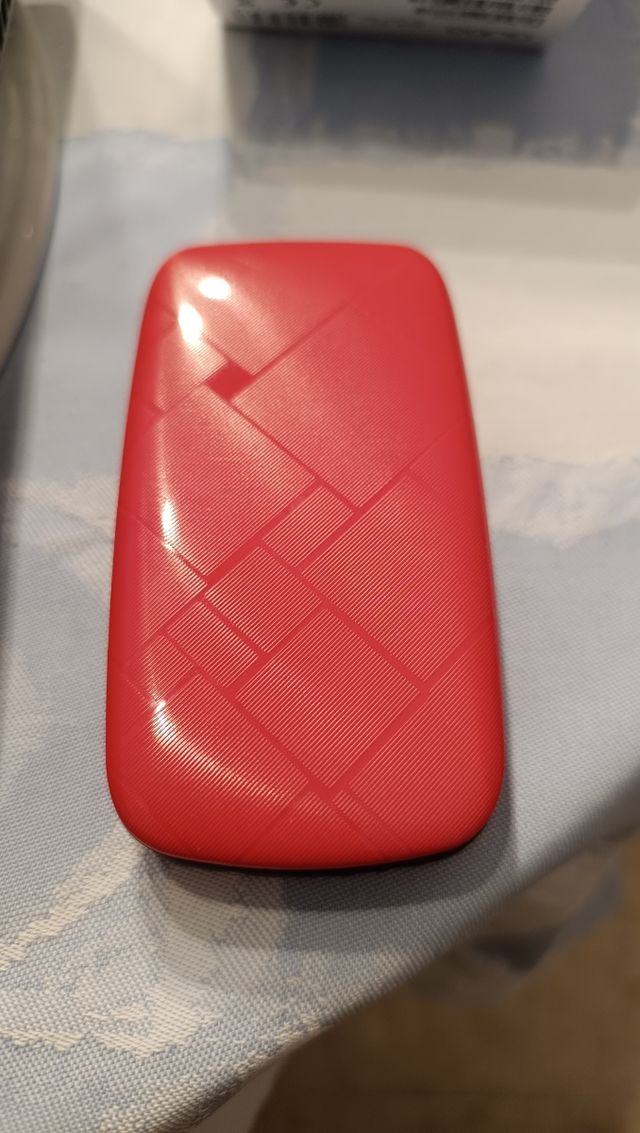 Teléfono móvil Qubo neo