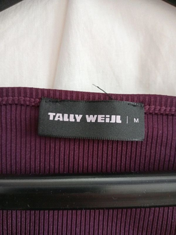 Crop top Tally Weijl.