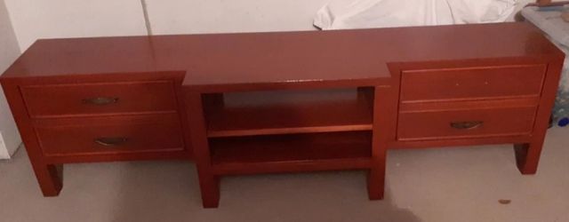 Mueble televisión estilo oriental.