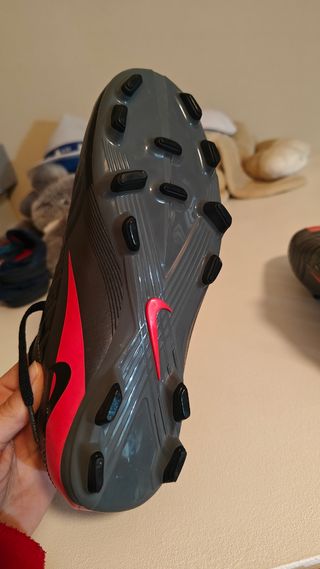 Botas tacos fútbol Nike T90 N°36.5