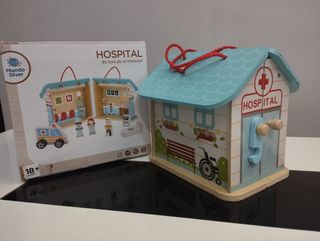 Juguete madera Hospital