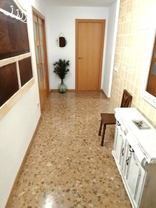 Se alquila habitación en Caudete