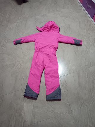 Mono de esquiar rosa usado