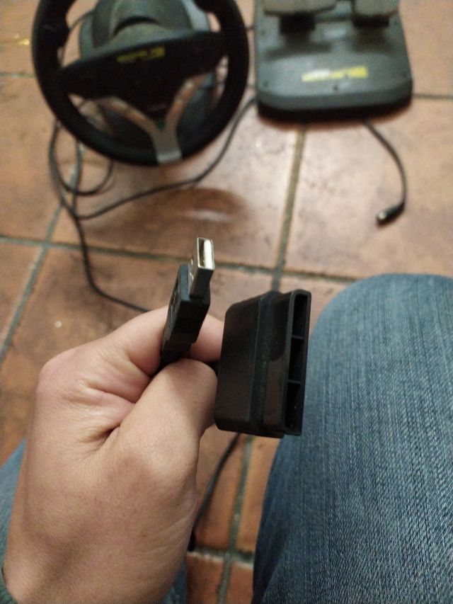 Manubrio e pedaliera videogiochi